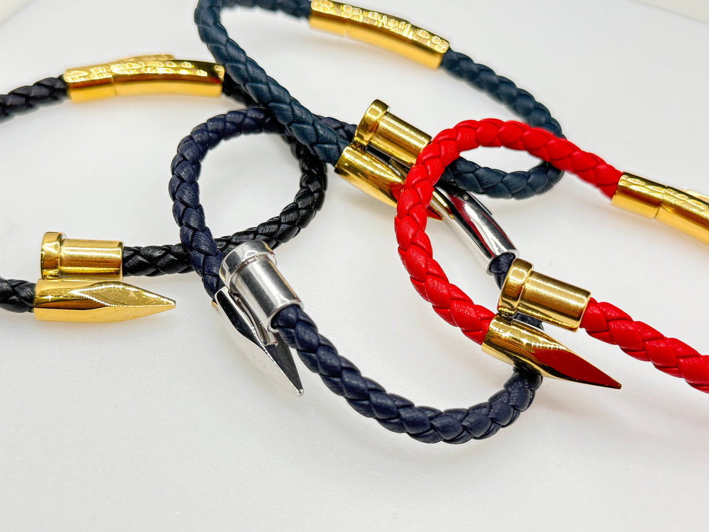 Aros de Clavo en Piel