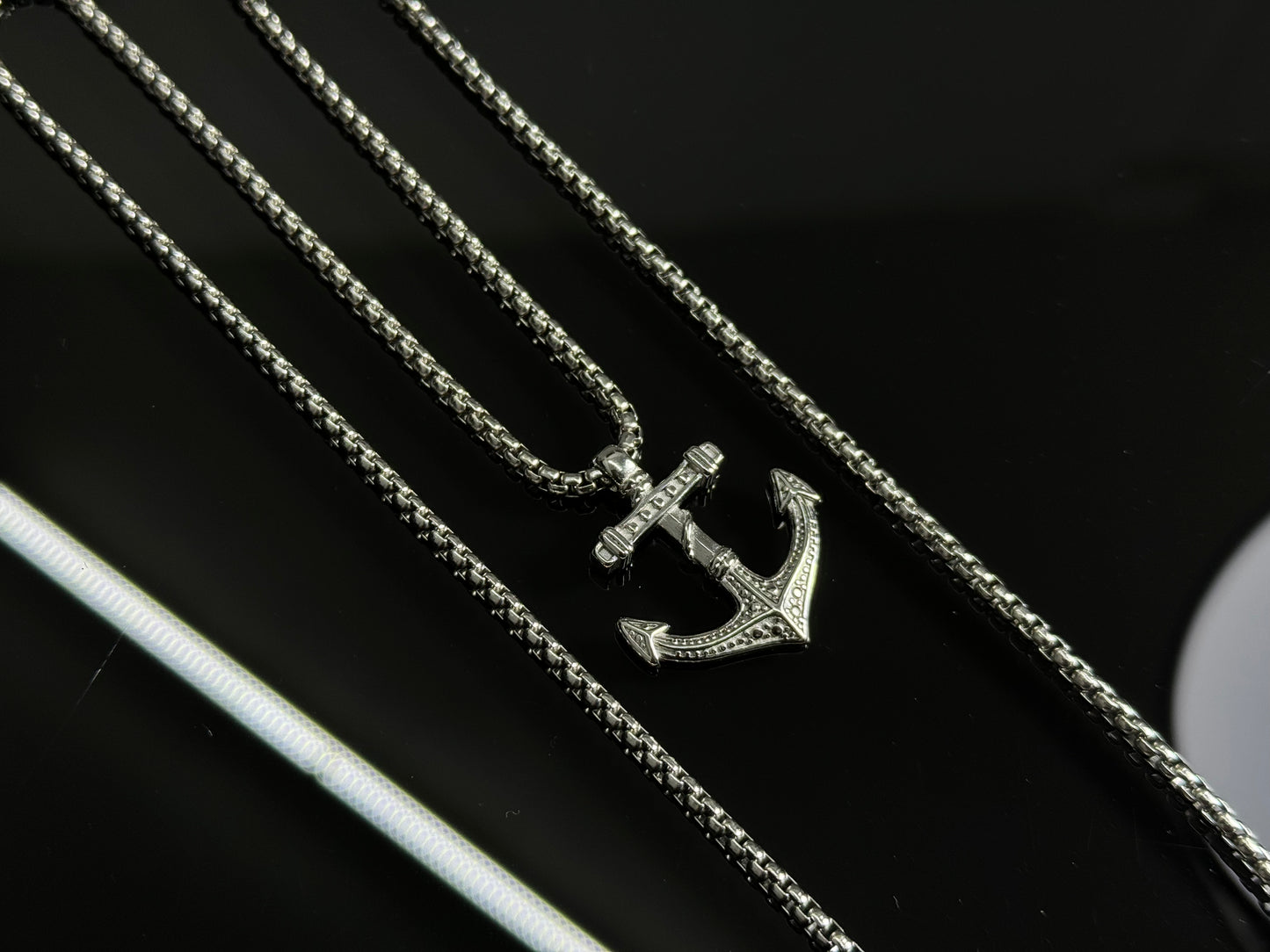 Ancla Plateada / Veneciana Cilindro 4mm 60cm