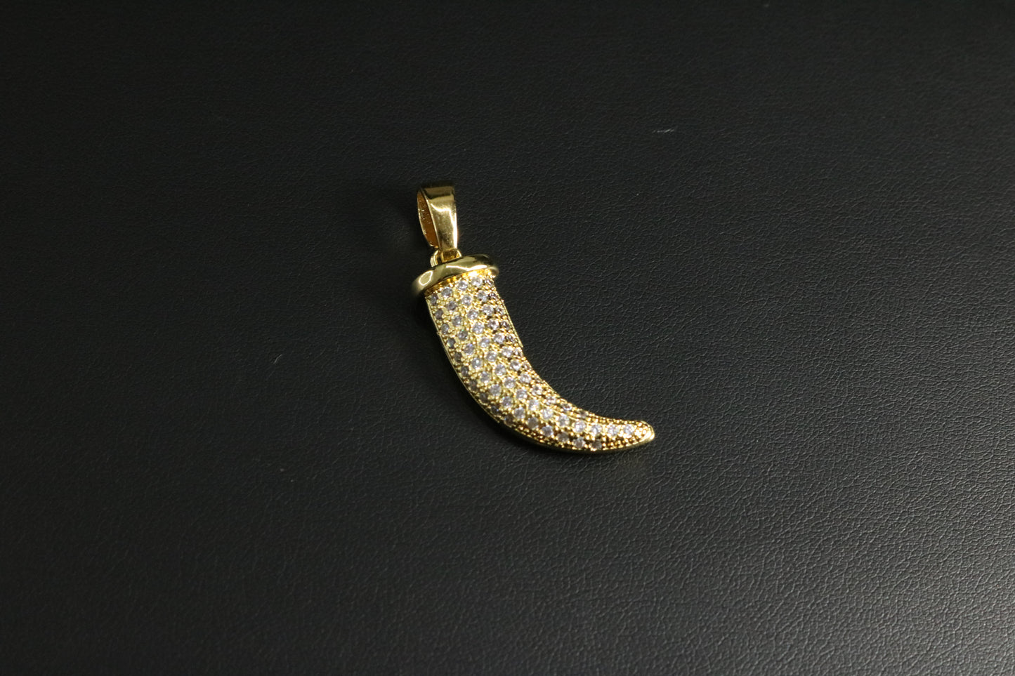 Colmillo ICED Dorado