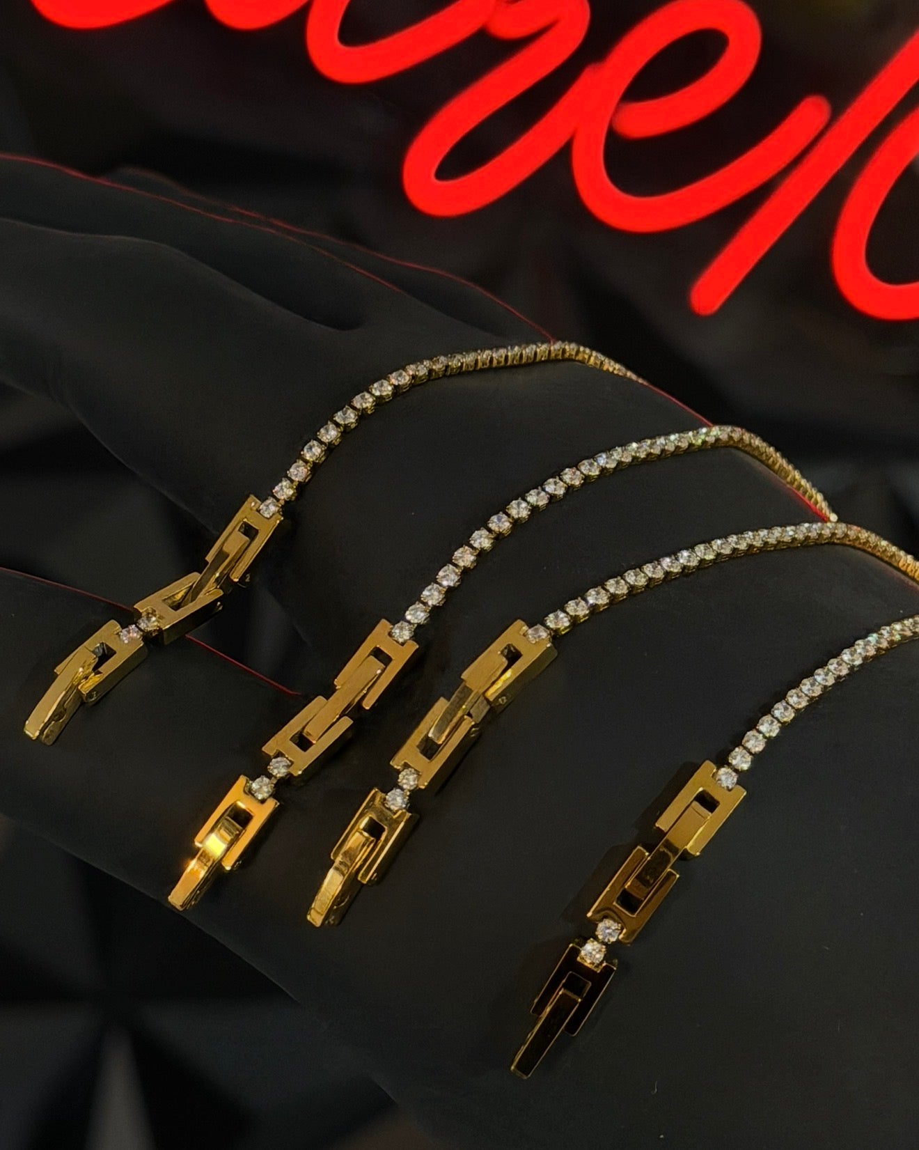 Pulso Tennis Dorado 2mm Ajustable 17-18cm